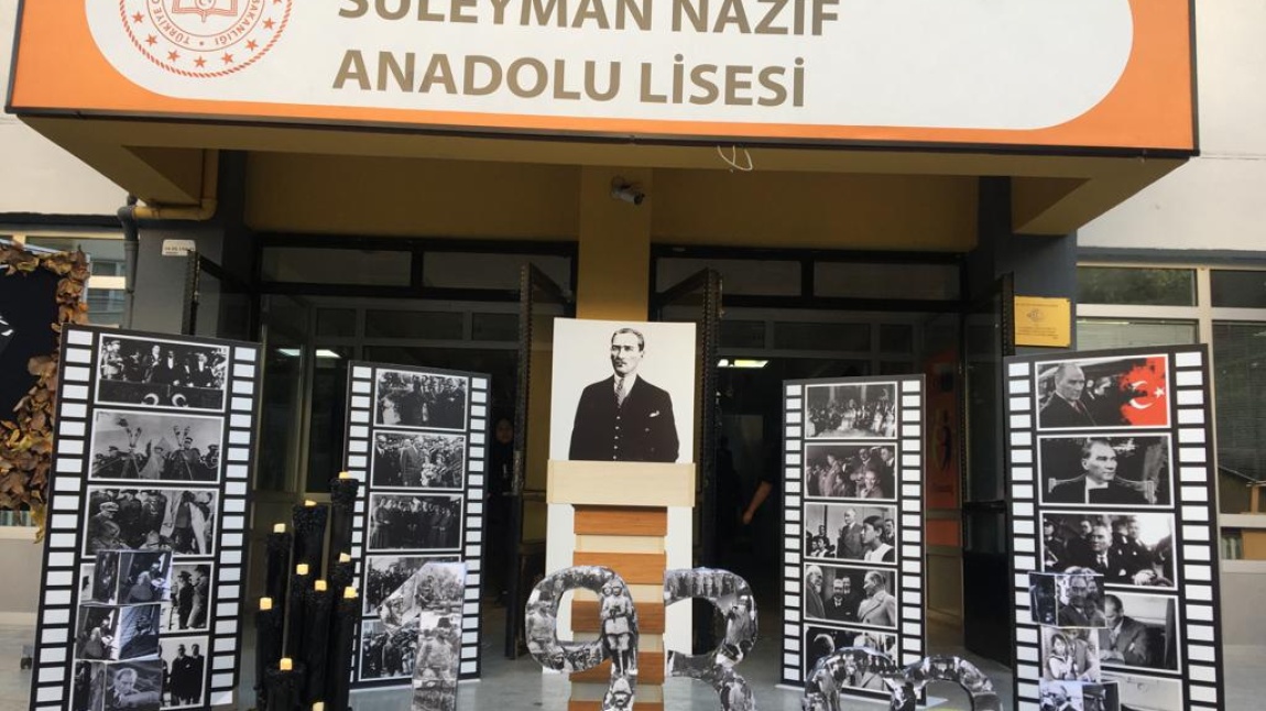 Atatürk: Büyük Liderin İzinde Yürümek