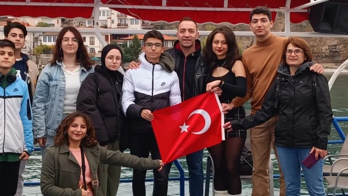 Süleyman Nazif Anadolu Lisesi Öğrencileri Balkan Gezisiyle Tarihi Toprakları Ziyaret Etti